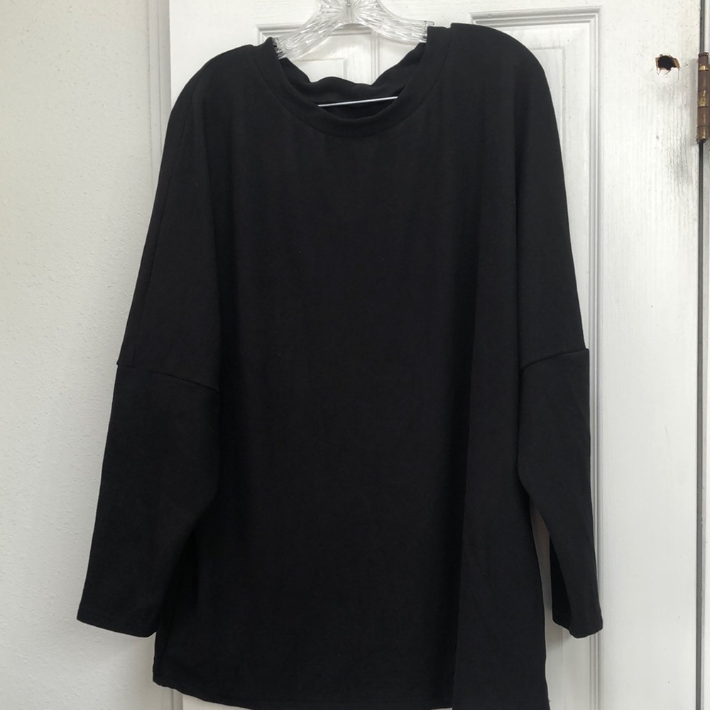 **Black Fleece Ladies Pullover Sweatshirt